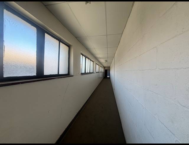 339M² INDUSTRIAL YARD TO LET IN BLACKHEATH INDUSTRIAL
